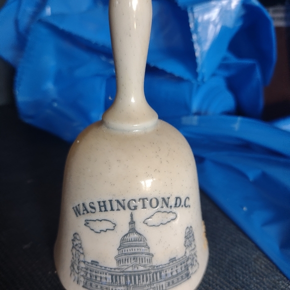 Vintage Washington capital bell - Picture 3 of 7